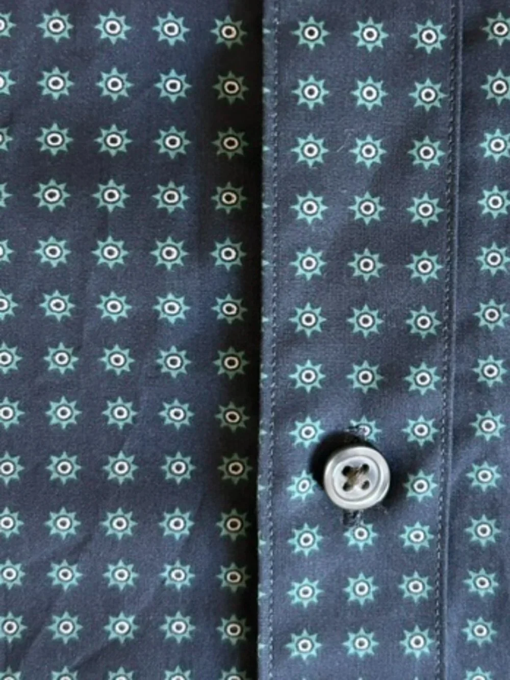 Mens Banana Republic button down shirt  M  15-151/2